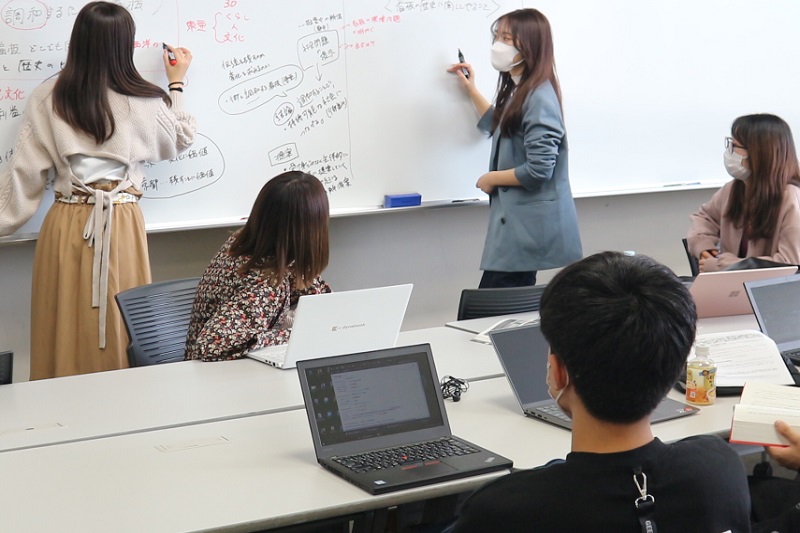 社会学部履修生からのメッセージ