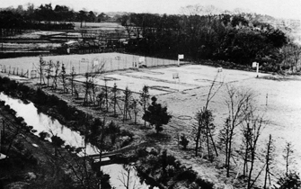 Tree planting along the Susugi River during the University’s early days