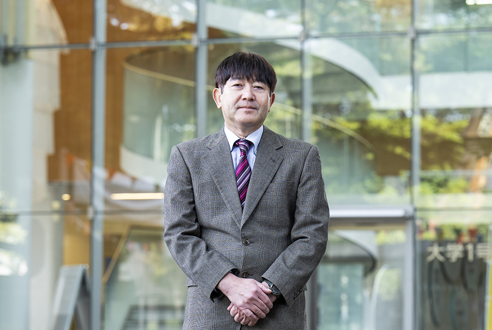 経済学部長 土屋 直樹 教授