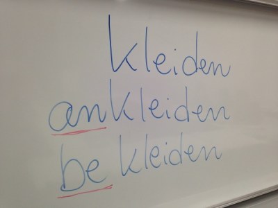 kleiden-ankleiden-bekleiden