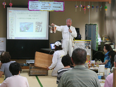 武蔵学生取材と栄町敬老館での出前授業 04