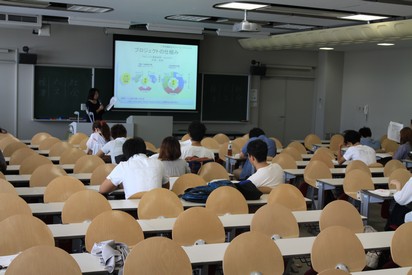 2012年度後期授業始まる01